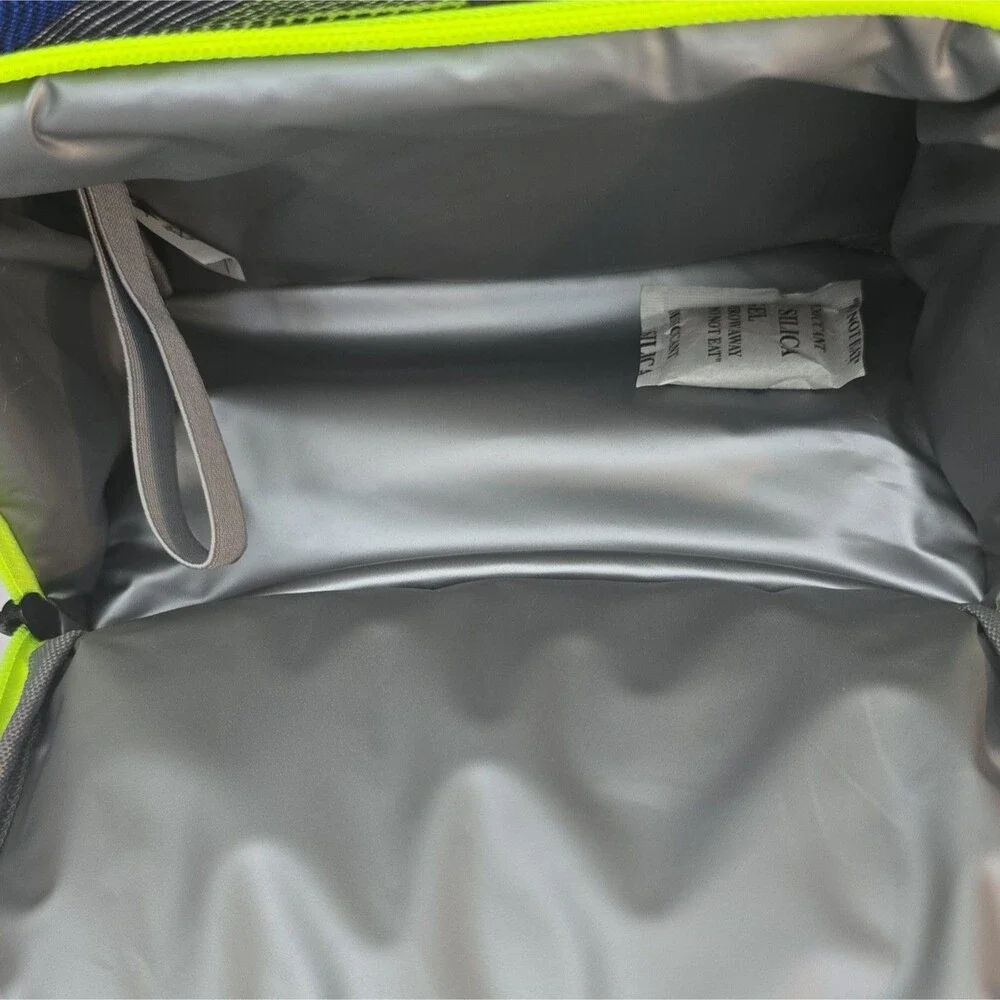 FILA Refuel Kids Insulated Lunch Bag 5L Adjustable Strap Geometric Multicolor